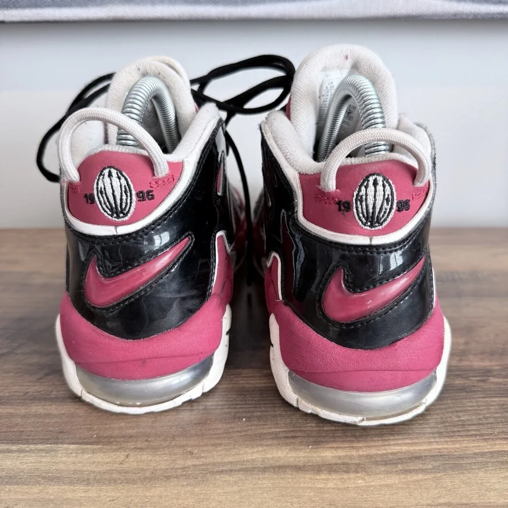 Nike Air More Uptempo GS Size 5.5Y Red Black White Basketball Shoes 415082-600